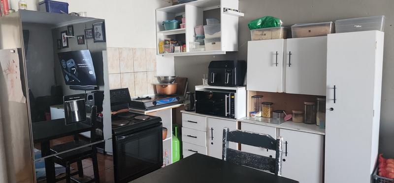 2 Bedroom Property for Sale in Delft Western Cape